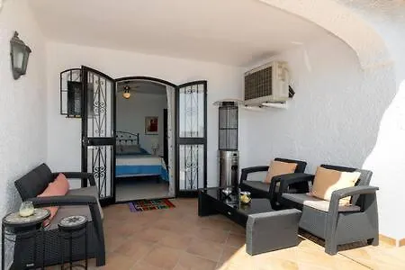 Hermosa Casa Con Terraza E Increibles Vistas Al Mar Y La Montana Nyaraló