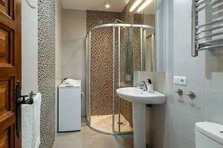 Hermosa Casa Con Terraza E Increibles Vistas Al Mar Y La Montana *